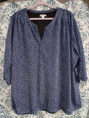croft & barrow Printed V-Neck Blouse